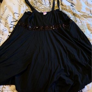 Black sequin detail flowing maternity tank